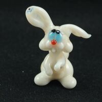 Кролик белый Животные
