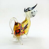 Корова бежевая высотой 7,5 см