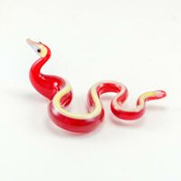 Фигурка змея красная с желтым Рептилии