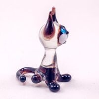 Котик сиамский с черными ушками
