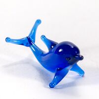 Дельфин фигурка из стекла